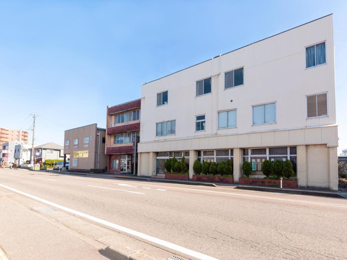 Tabist Business Hotel Chitose Kashiwazaki Exterior photo